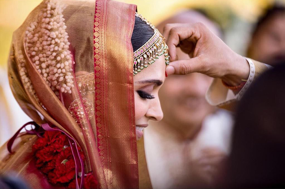 Deepika Padukone's Bridal Look by Sabyasachi Mukherjee