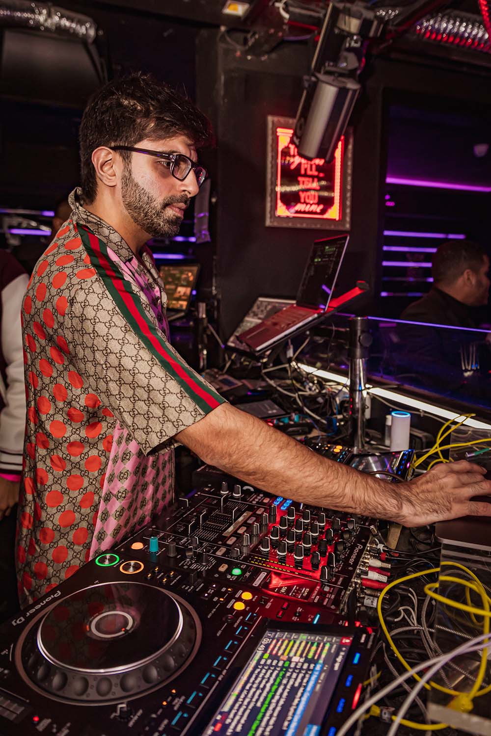 DJ TBOM aka Krish | DJ Services & Wedding Entertainers | Mumbai ...