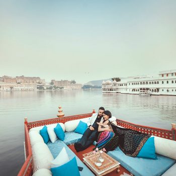 A magnificent wedding proposal aboard a 150-year old royal boat on the shimmering waters of Lake Pichola