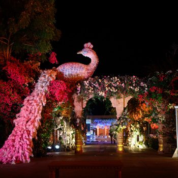 From the magic of Aladdin’s Agrabah to Met Gala’s glamor, this Suryagarh wedding took creativity to new heights!