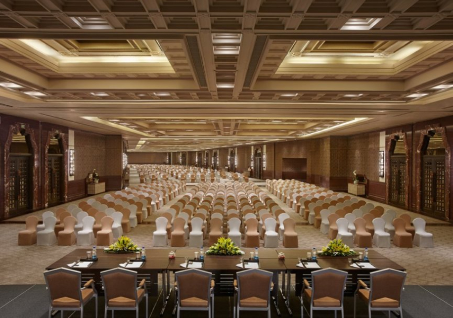 ITC Grand Chola Wedding & Reception Venues, Banquet Halls & 5 Star