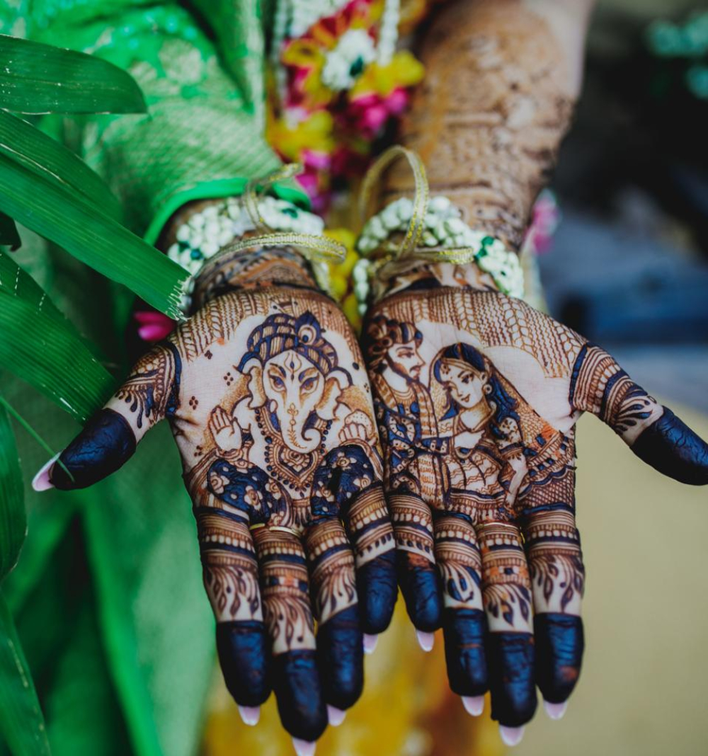 Harin Dalal | Bridal Henna, Mehndi Artist | Surat | Weddingsutra Favorites