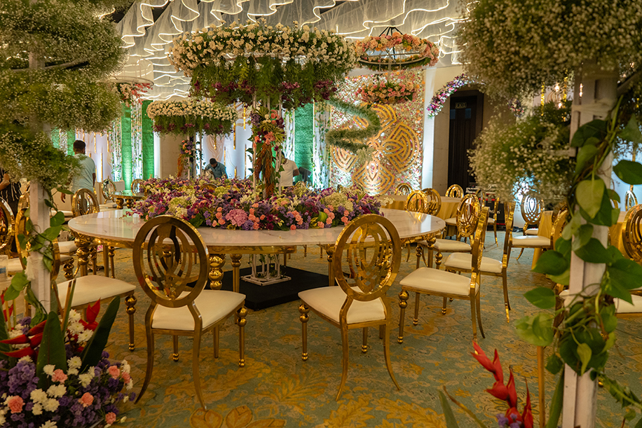 A revolutionary transformation that took place within 40 hours - this celestial-themed wedding reception had the glamour stakes soaring!