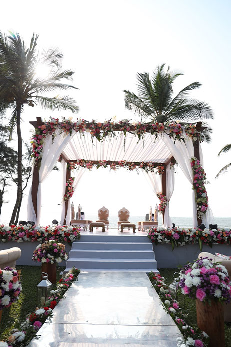 This vibrant Goa wedding was a celebration of all things ‘Sun, Sand, & Sea’!