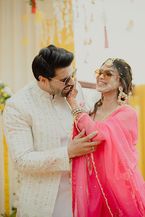 This Qatar-based couple’s Delhi wedding saw a confluence of enchanting moments and tender traditions