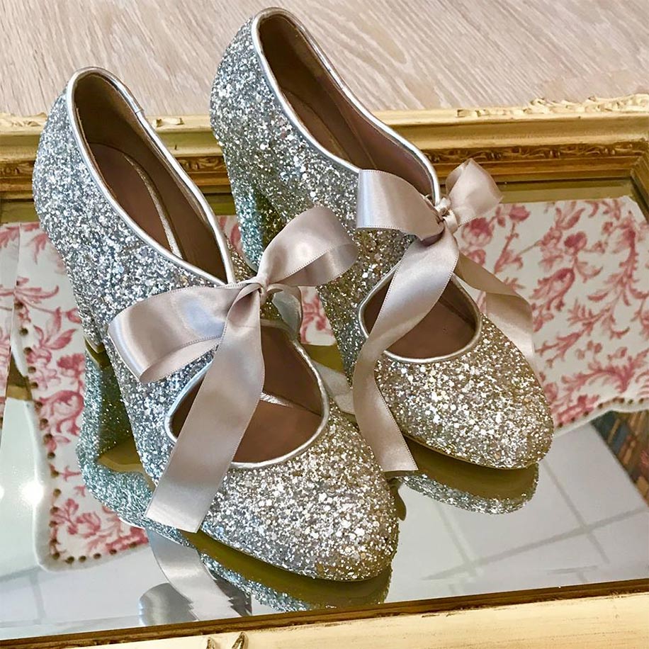 21+ Bridal Footwear Ideas for Wedding | Bridal sandals heels, Wedding  sandals, Bridal sandals