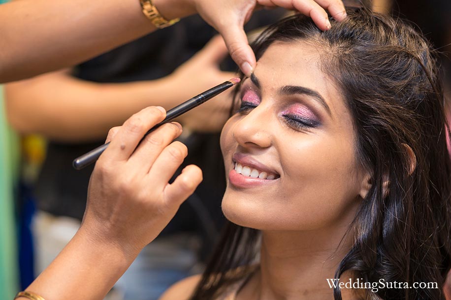 Find the Perfect Bridal Makeup Artist 