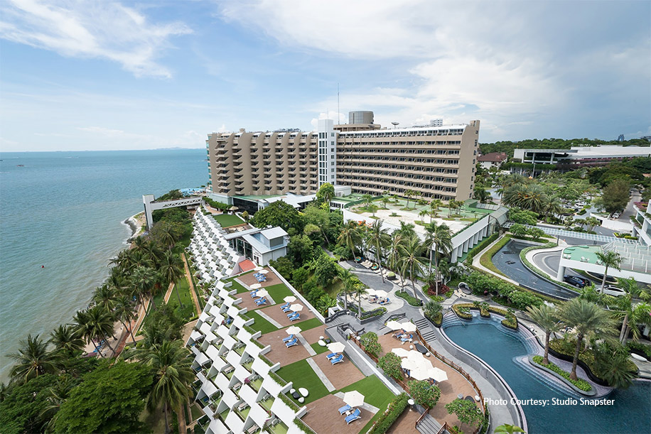Alysha and Anay, Royal Cliff Grand Hotel, Pattaya, Thailand