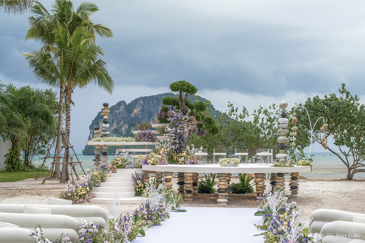 Annie and Rahul, Thailand