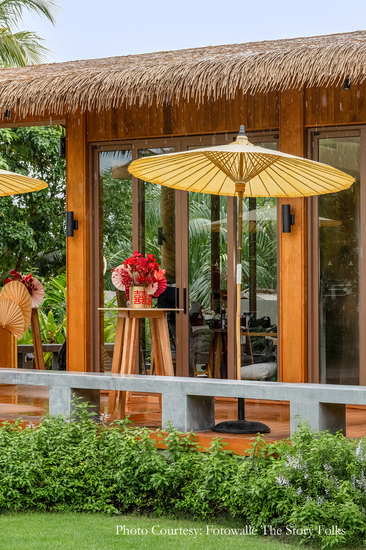 Annie and Rahul, Thailand