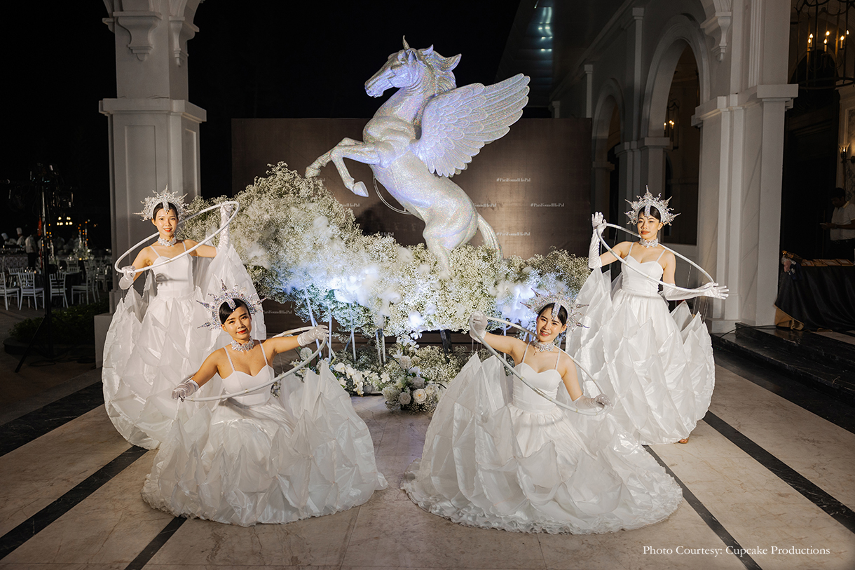 Palak Gupta and Parichay Swarup, Vietnam