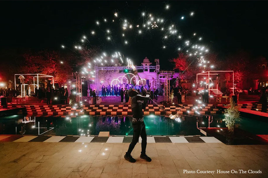 8+ ideas for music-festival-inspired wedding ceremonies