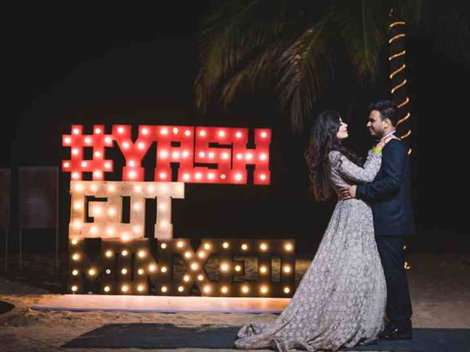 20+ creative ways to display wedding hashtags - WeddingSutra