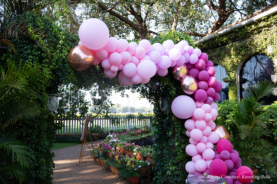 pink balloons decor