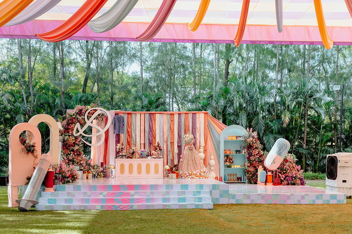 Darshini and Sourabh, Mamallapuram