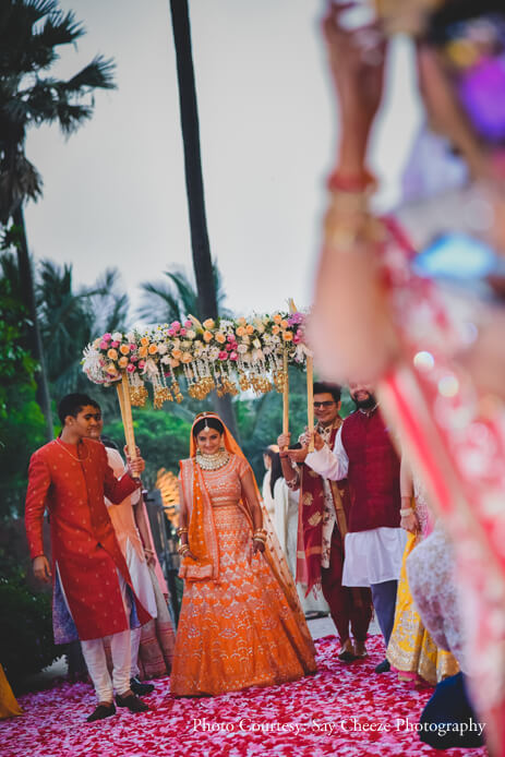 Disha and Yash, Taj Lands End, Mumbai