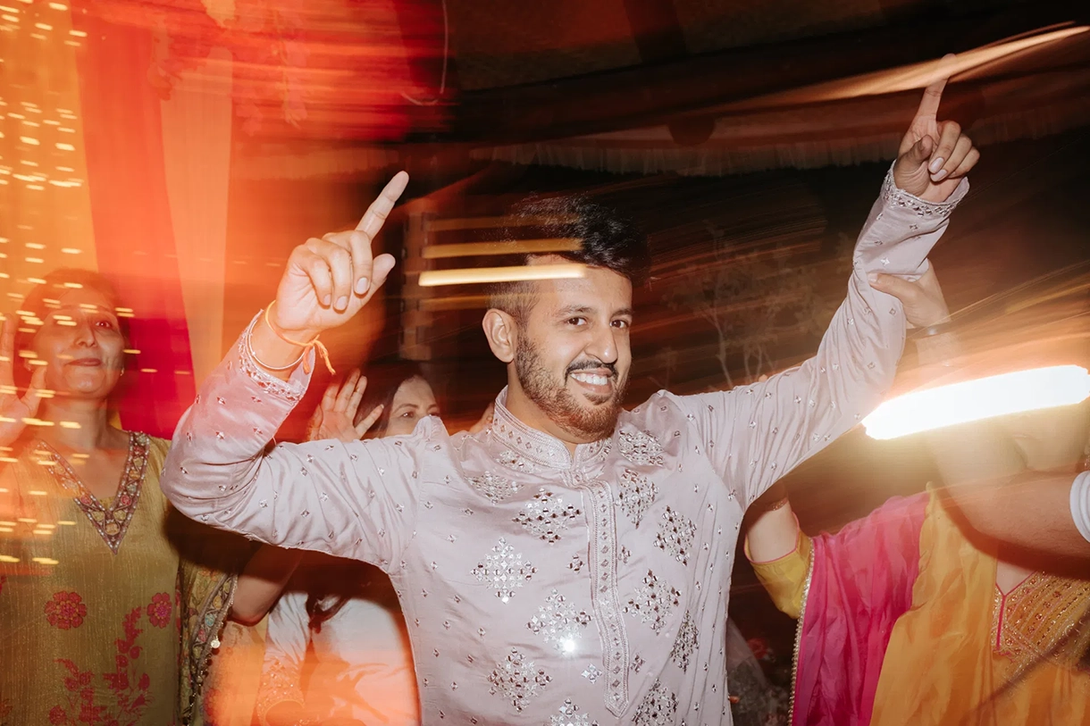 Falak and Aksh, Dubai