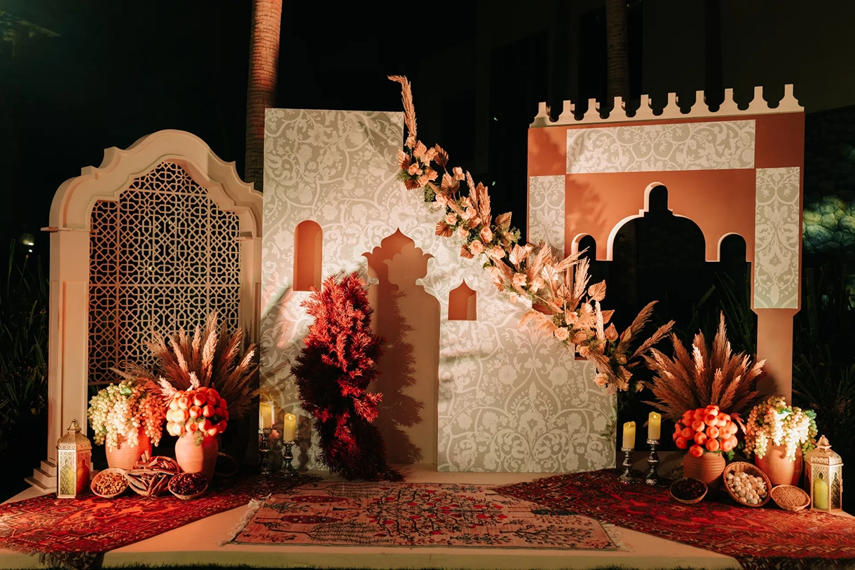 Falak and Aksh, Dubai