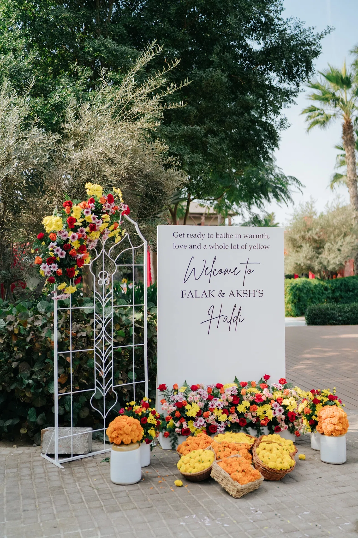 Falak and Aksh, Dubai