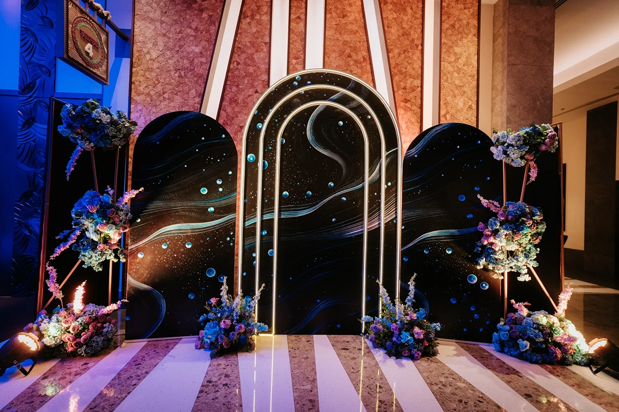 Falak and Aksh, Dubai