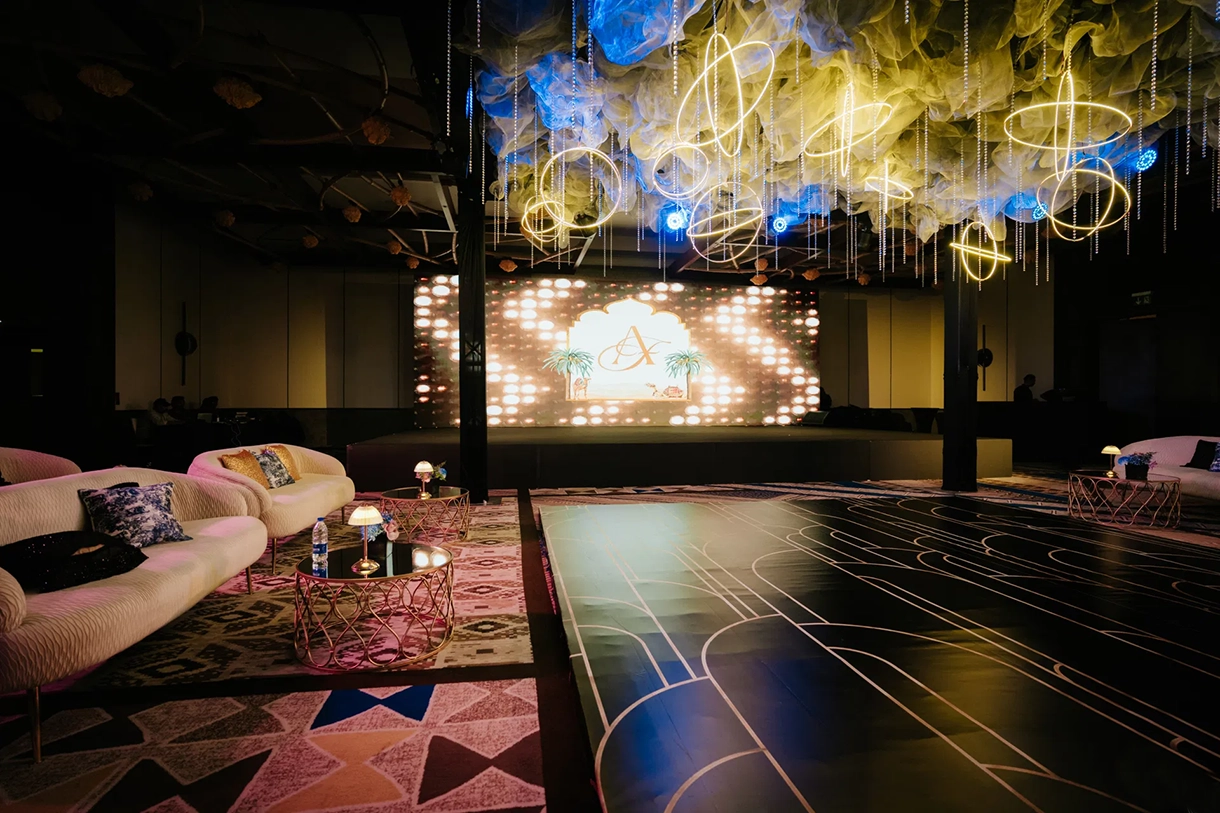 Falak and Aksh, Dubai