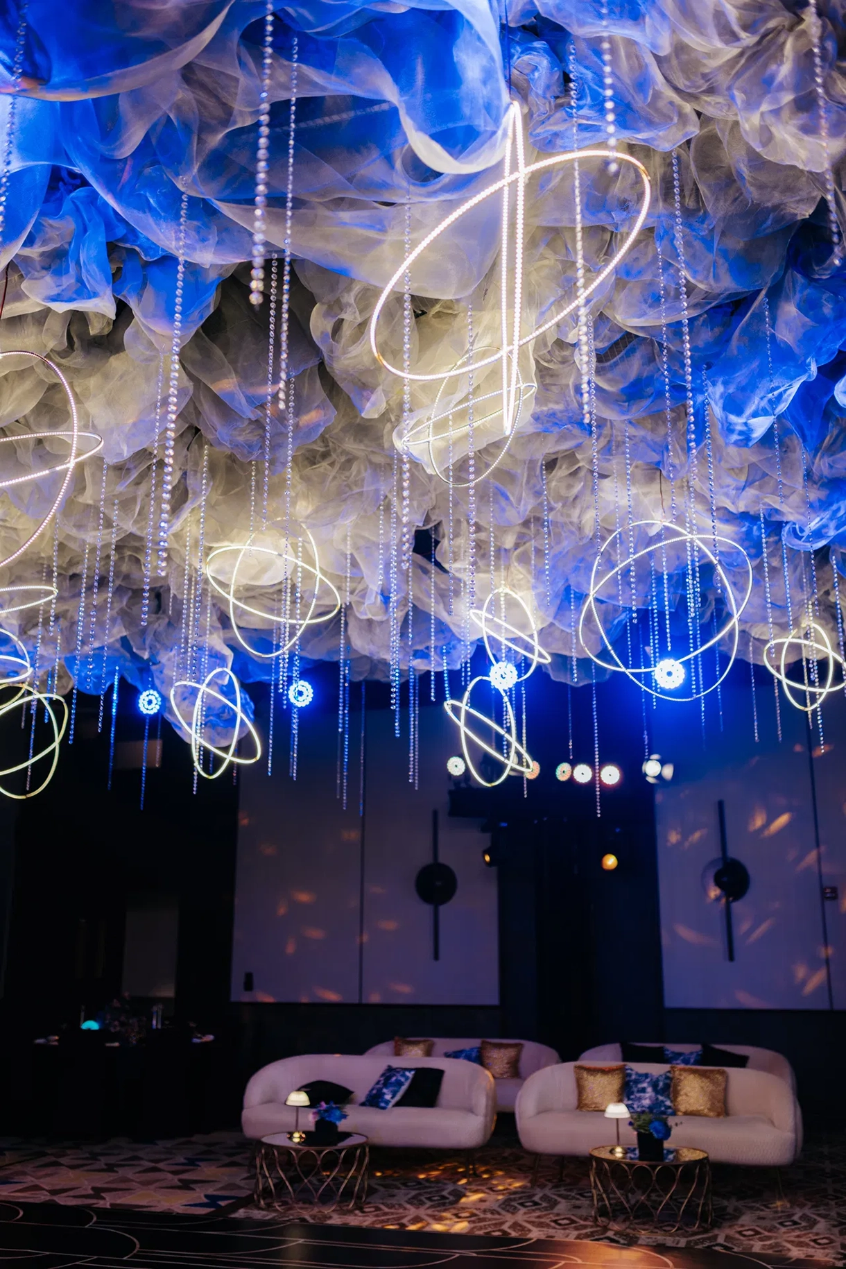 Falak and Aksh, Dubai