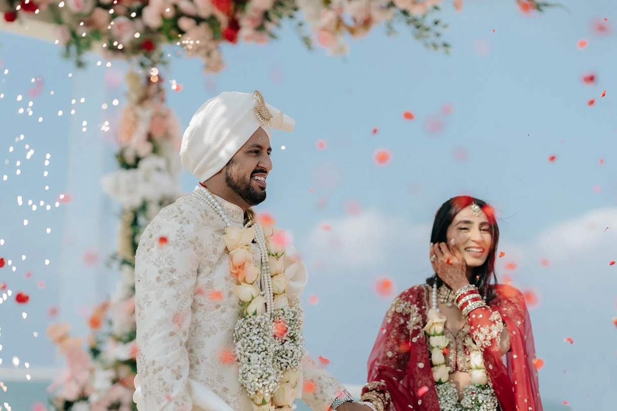 Falak and Aksh, Dubai