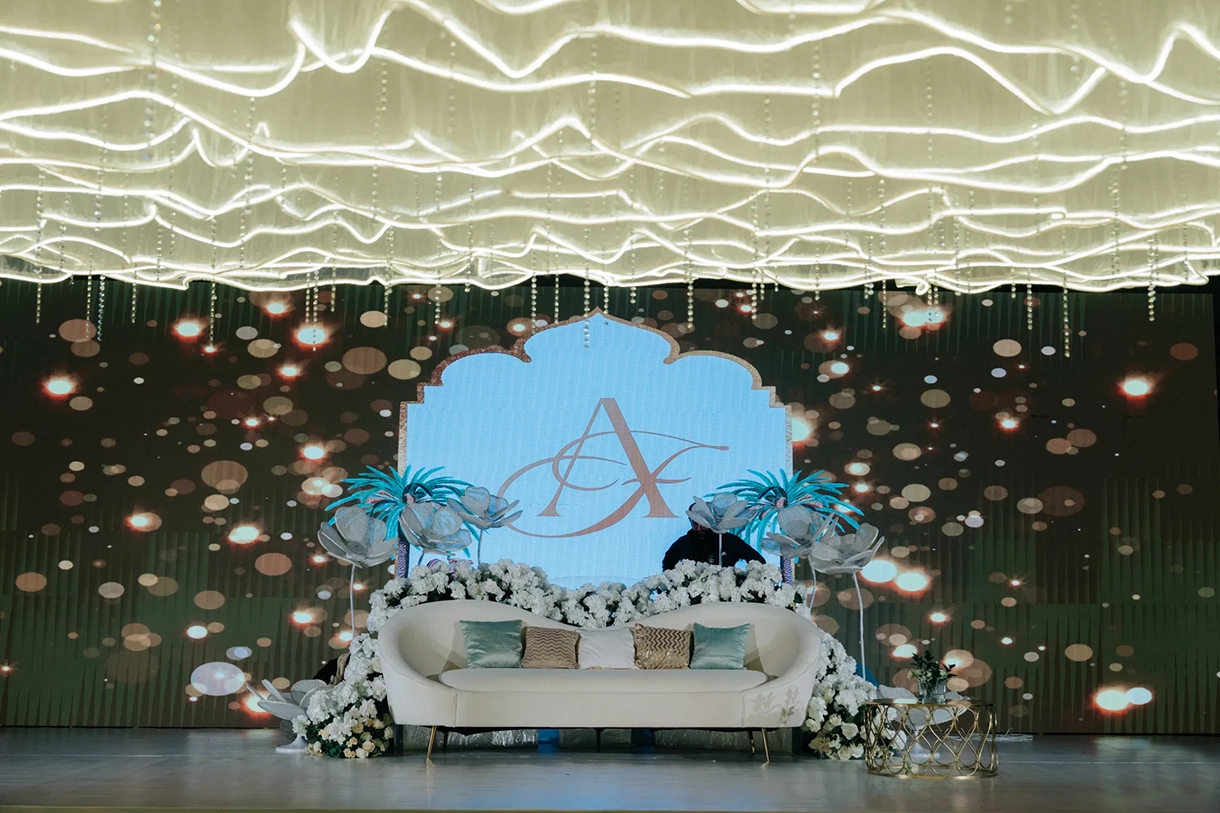 Falak and Aksh, Dubai