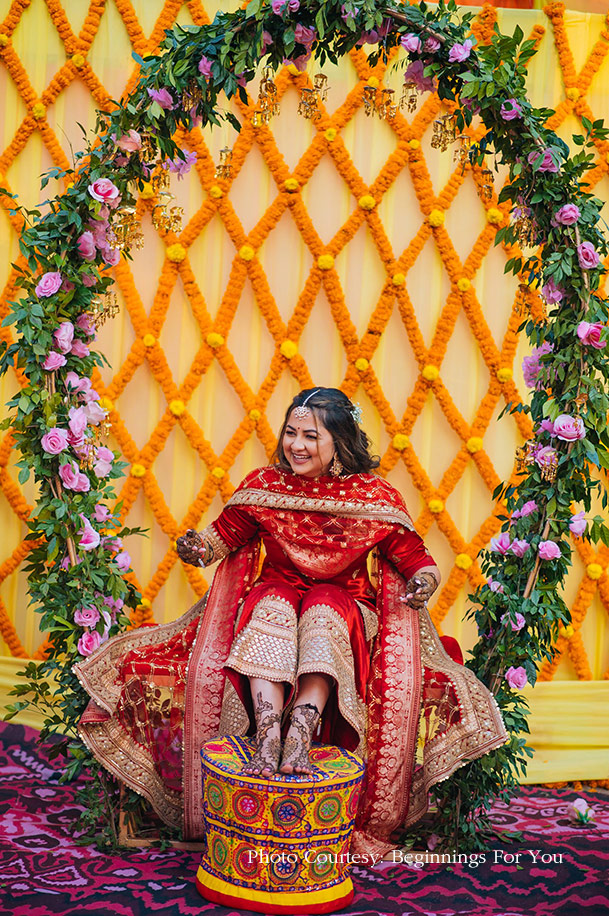 Candid moments at Mehndi