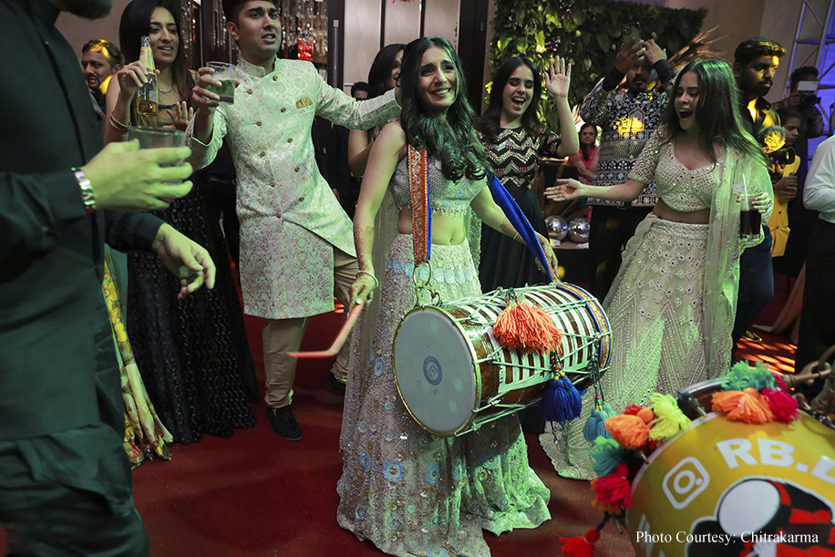 Ipshita Thanawala and Vishesh Kadakia, Taj Santacruz