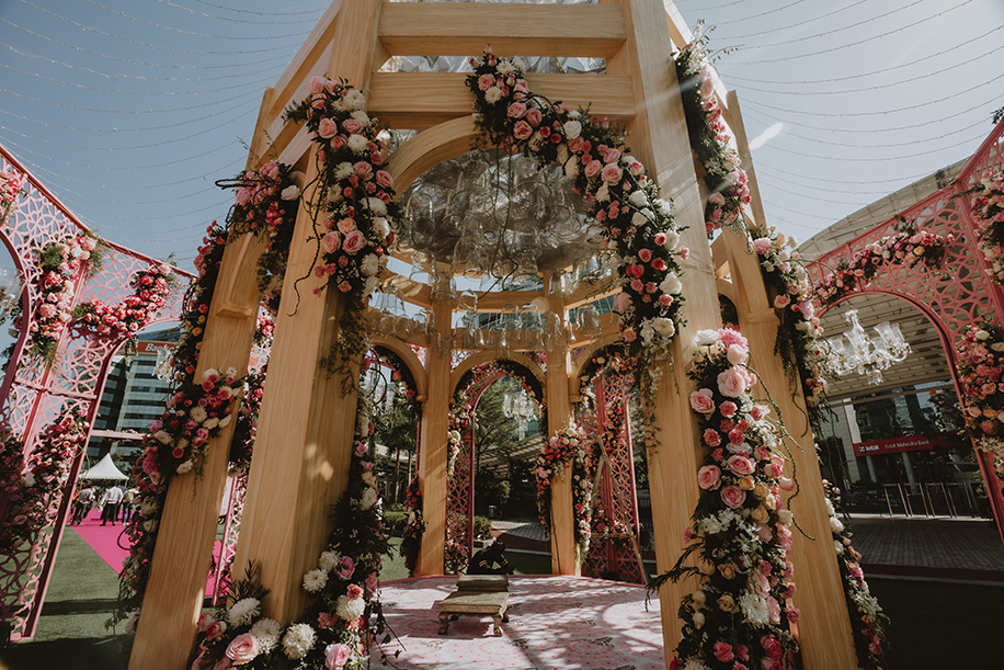 Isha and Rahil, JioWorld Garden, Mumbai