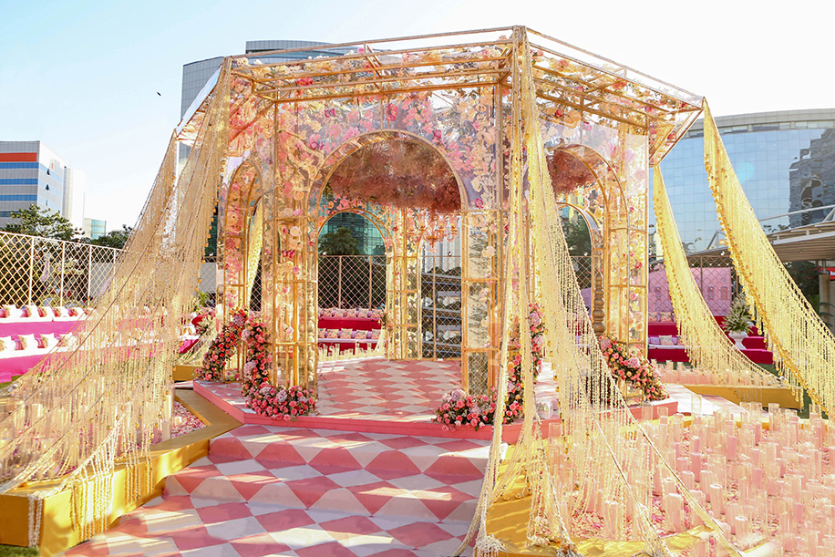 Isha and Rahil, JioWorld Garden, Mumbai