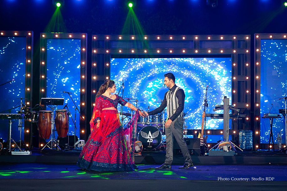 couple's performance at sangeet