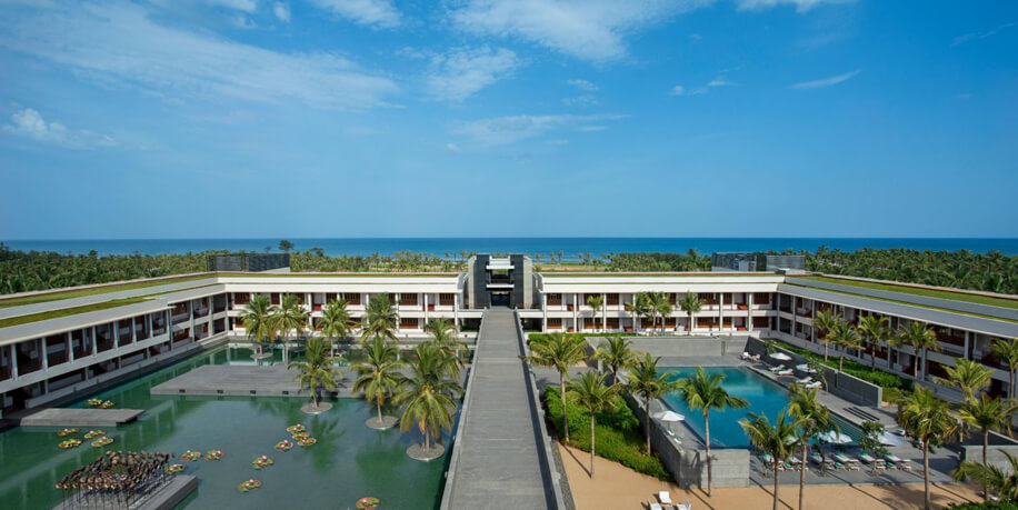 Manopriya and Aakash, InterContinental Chennai Mahabalipuram Resort