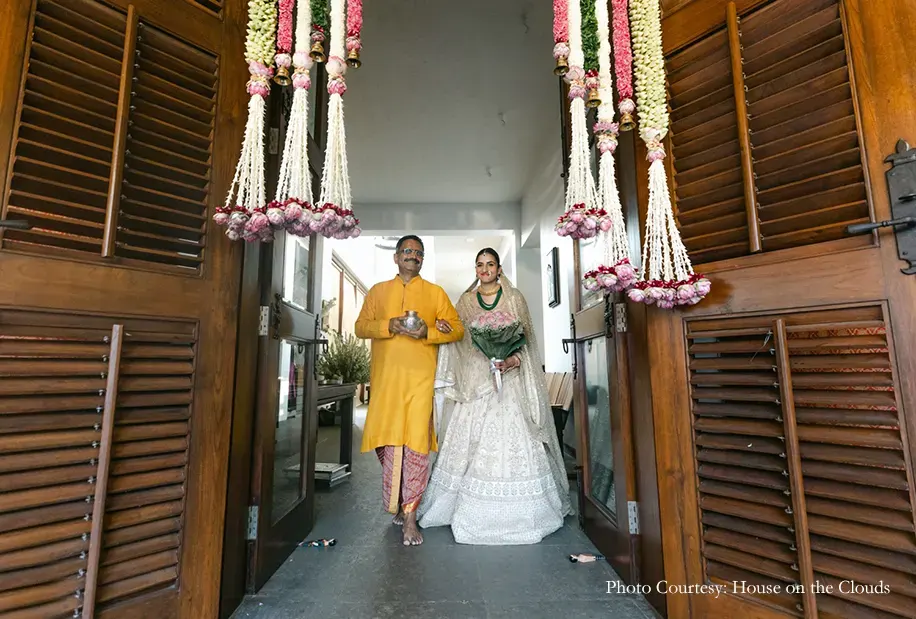 Bridal entry