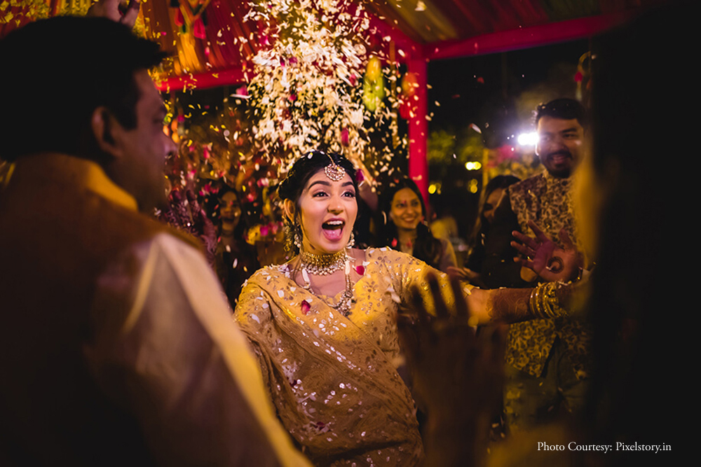 Bride & Groom dance Bride & Groom dance