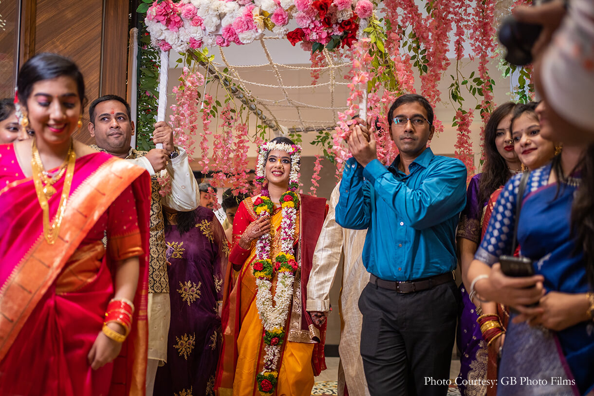 Sayali Kamat and Sarvesh Rangnekar, Pune