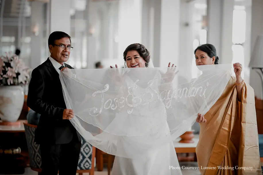 Couple name on bridal veil