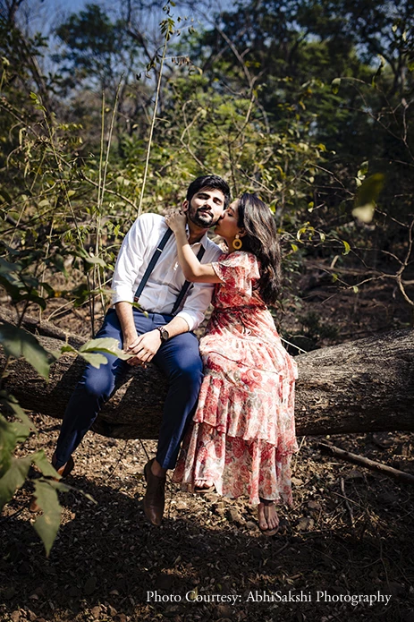 Pre-wedding Shoot by AbhiSakshi Photography