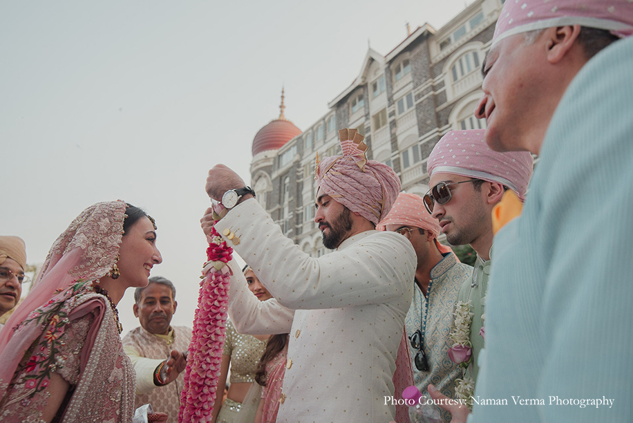 Jaimala Varmala ceremony at Taj Mahal Palace Mumbai