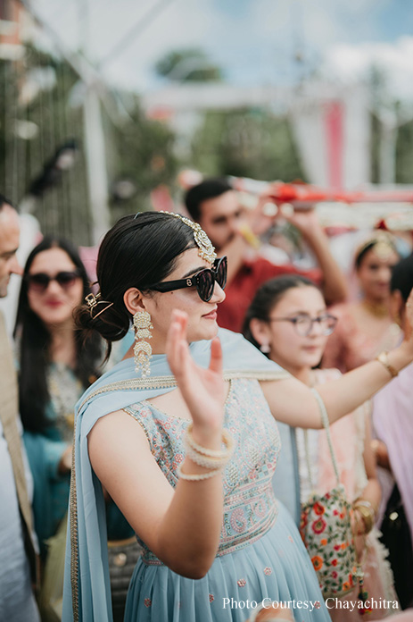 Trijya and Ankit, de Exotica Crest Resort & Spa, Shimla