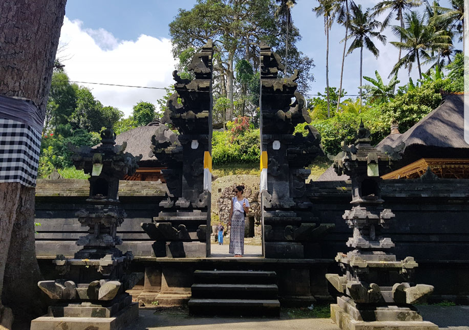 Tabinda and Sheraz, Bali