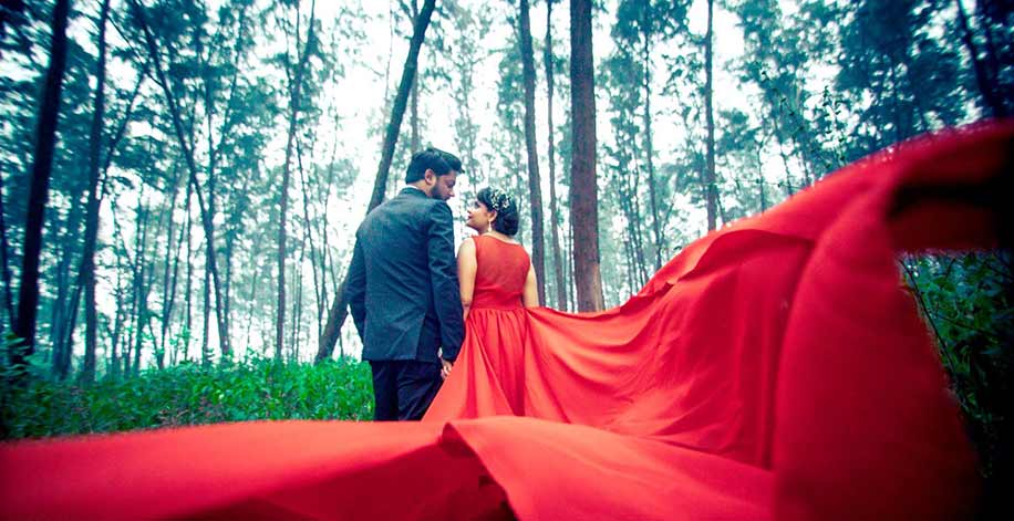 Our Favorite Pre-Wedding Shoots of May 2017