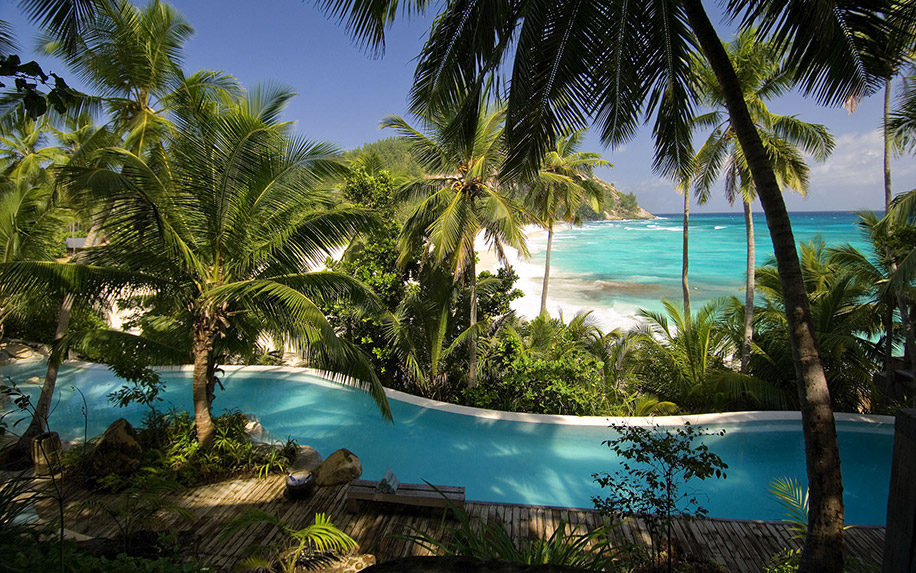 Luxury Honeymoon Villas in Seychelles