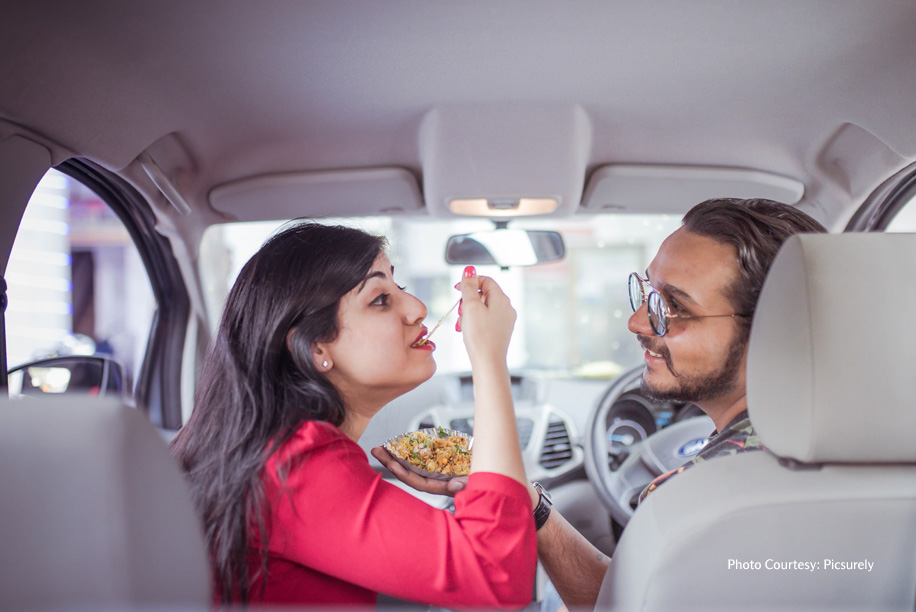 Food-Loving Couple gets the ultimate Pre-Wedding Photos