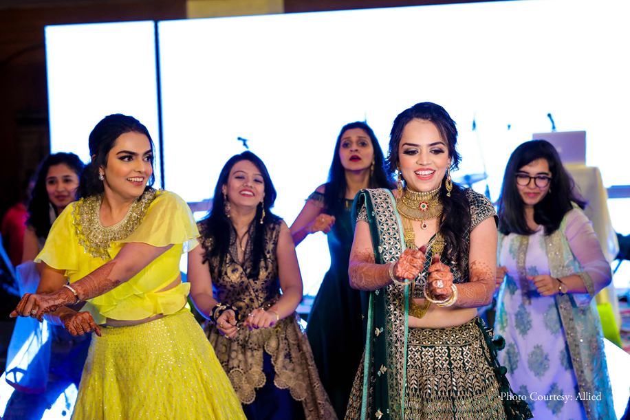This Engagement Hosted at ITC Maurya Was A Grand ‘Funjabi’ Party