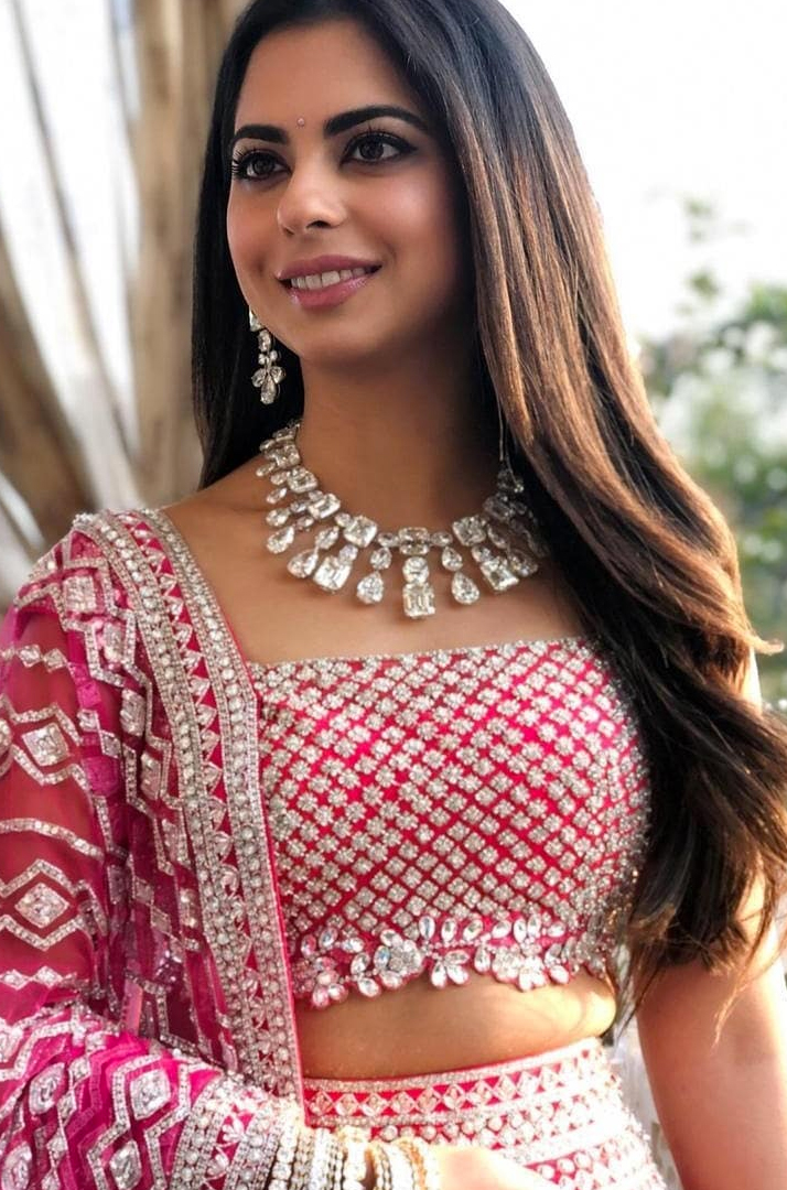 Isha Ambani in Manish Malhotra Creation