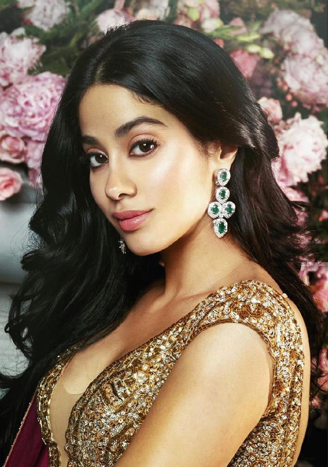 Janhvi Kapoor Kapoor in Manish Malhotra Creation at Isha Ambani's Sangeet